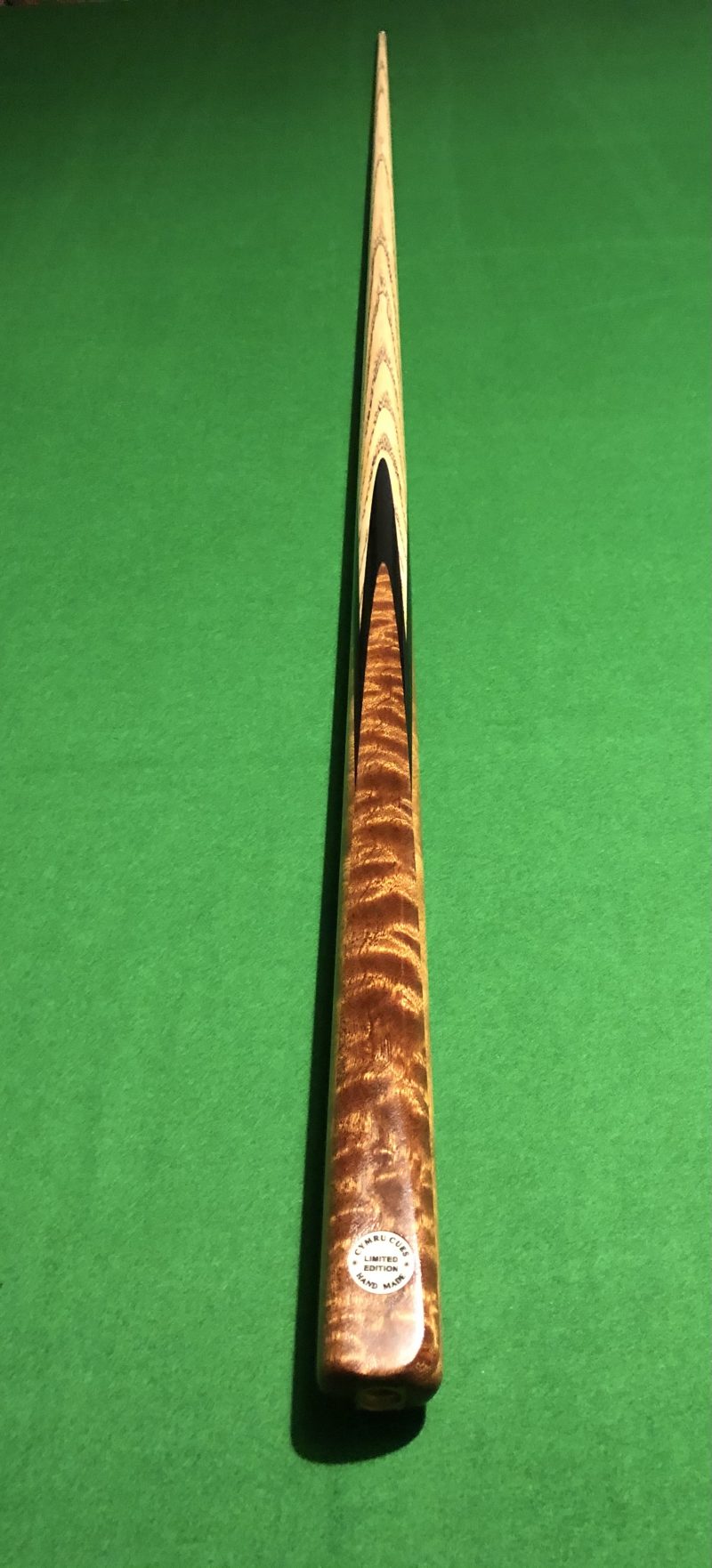 Cymru Cues Limited Edition Snooker Cue - Ref: 2