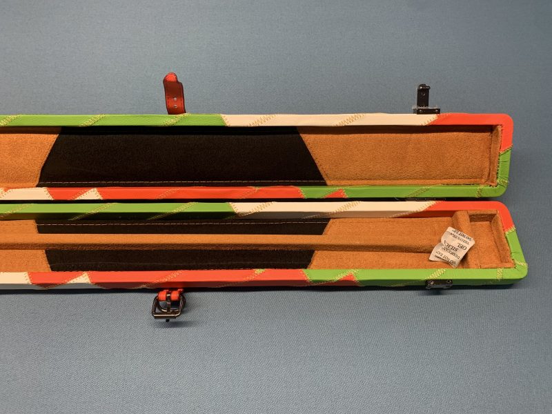New 3/4 Cue Case White/Red/Green Zig Zag