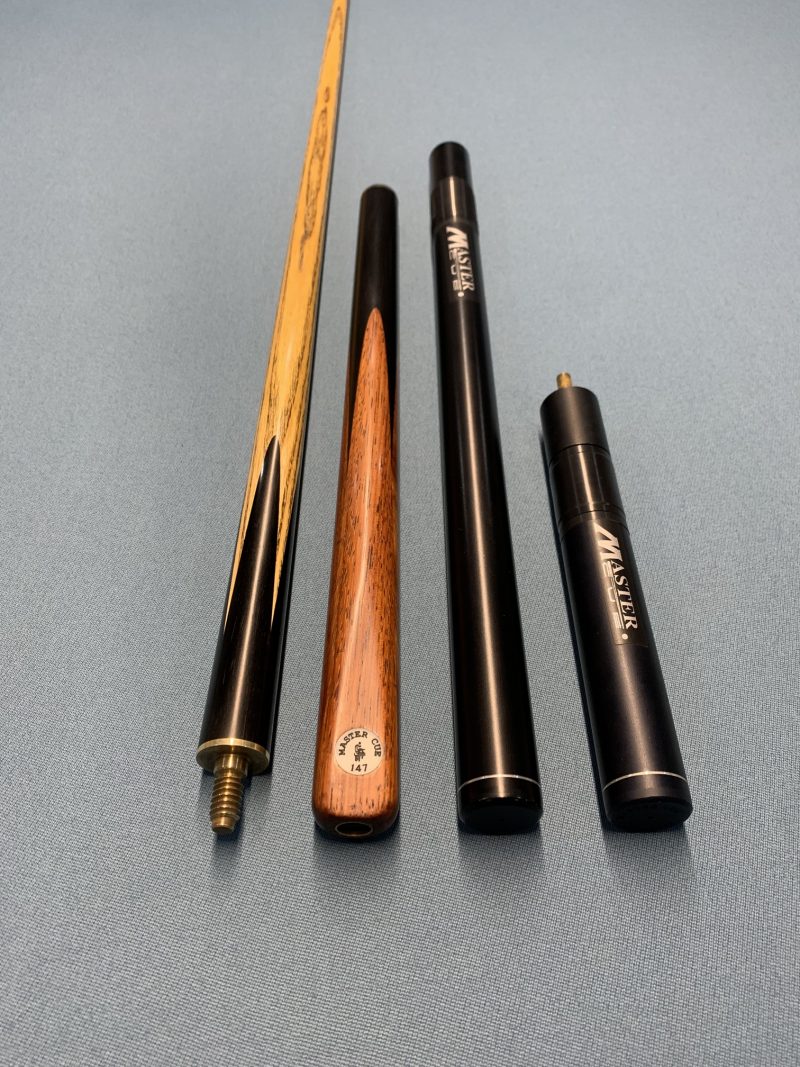 Master Cue 147 + Peradon Leather Cue Case + 2x Extensions